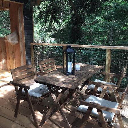 Cabane De L'Ecureuil Hotell Châtel-Guyon Exteriör bild